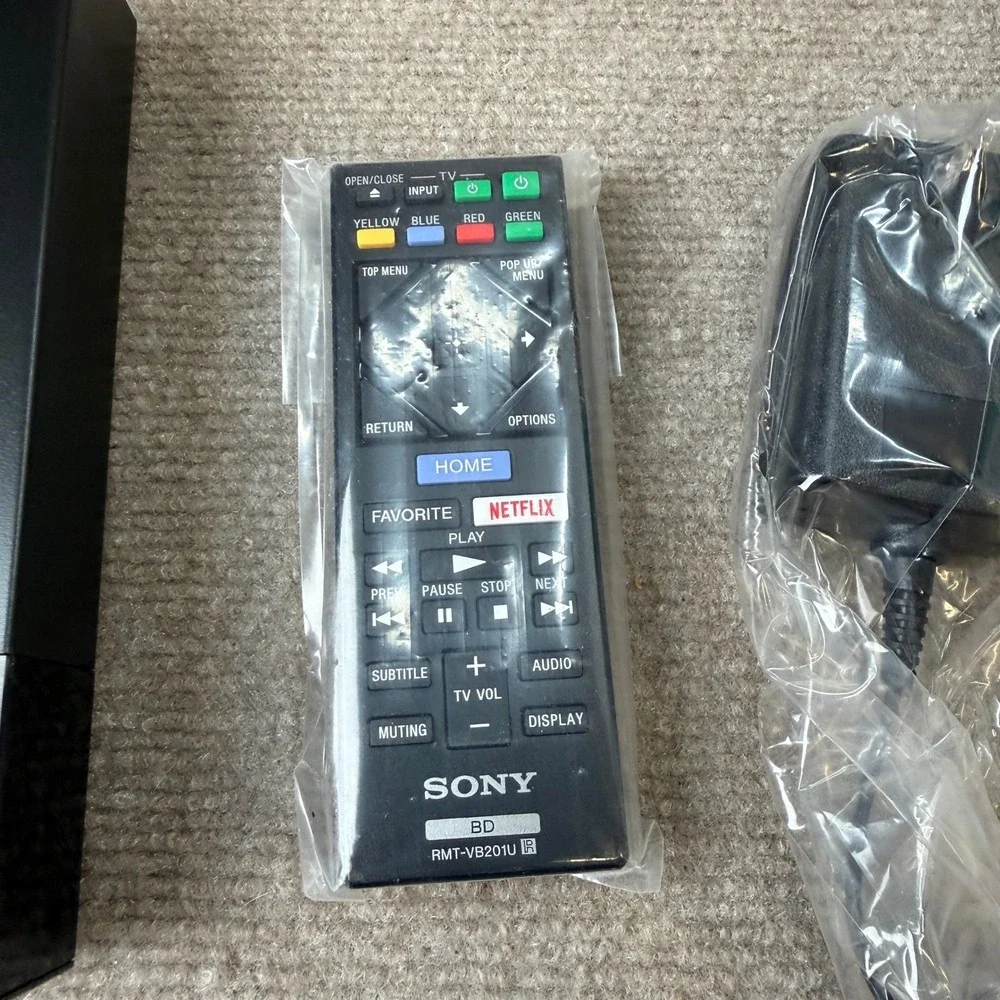 Sony BDP-S3700 Blu-ray Disc Player with Built-in Wi-Fi